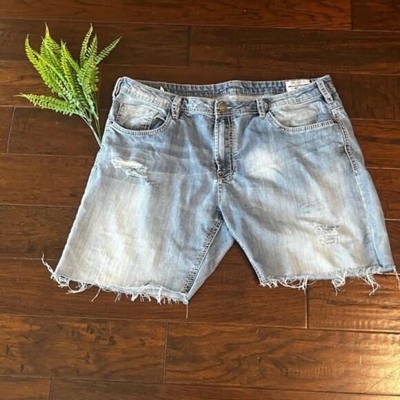 34 Heritage Distressed Light Blue Denim Shorts 40/34 - Picture 1 of 6